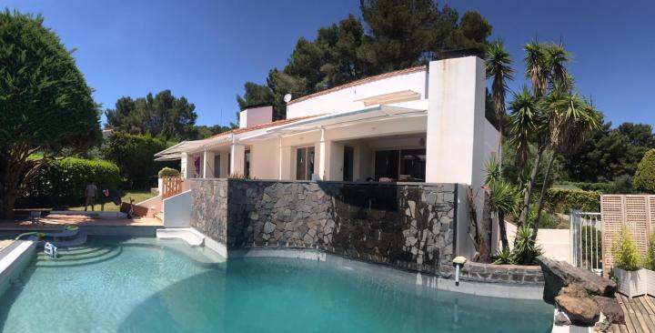 Installation de store Sète