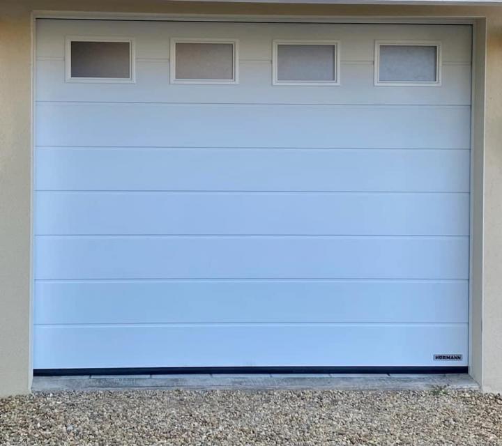 Service d'installation de porte de garage à Sète